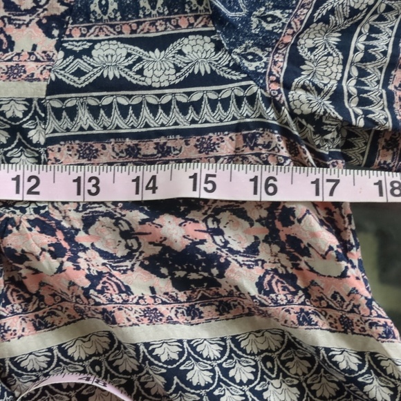 Lucky Brand Boho V neck Peasant Blouse - Picture 4 of 6